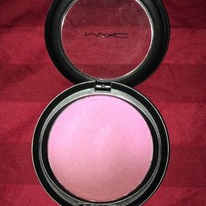 Mac cosmetics vintage grape blush ombré